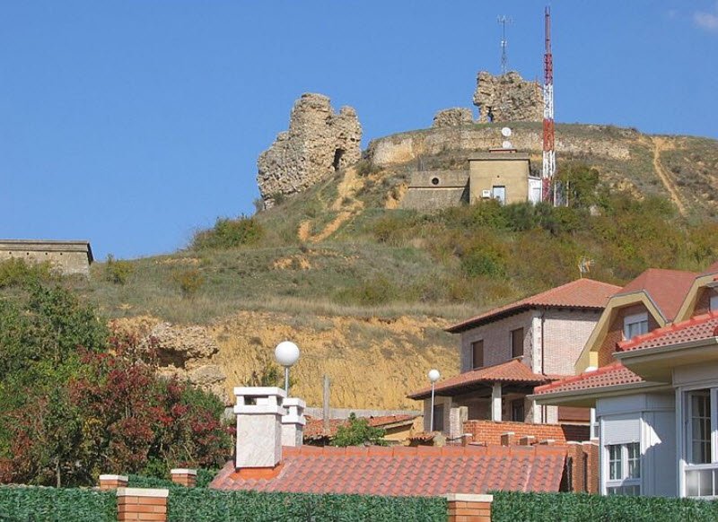 Castillo de los Condes de Saldaña, Spain